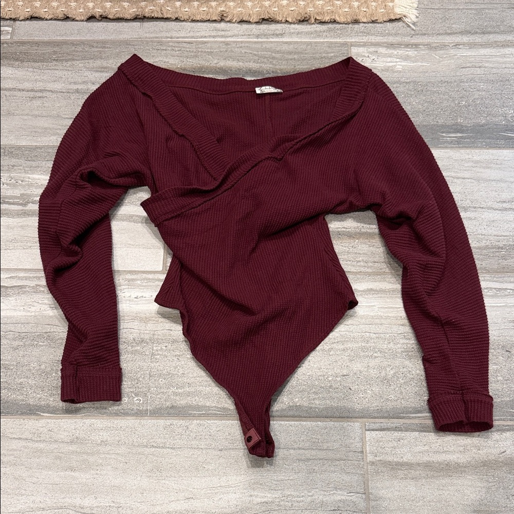 Free People Women's Burgundy Long Sleeve Top